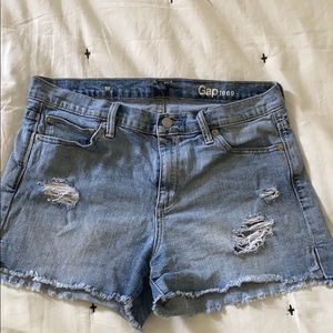 GAP DENIM SHORTS